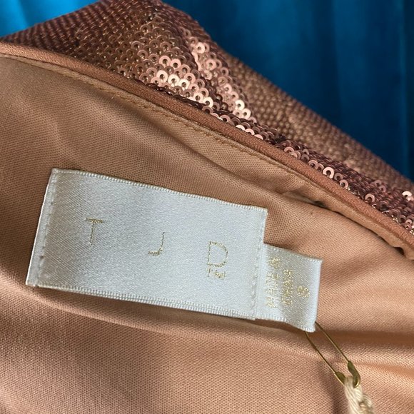 The Jetset Diaries Rising Sun Sequin Dress - Picture 6 of 10